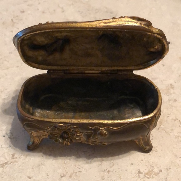 Art Nouveau Vintage Jennings Bros Signed JB 331 Gold Gilded Trinket Jewelry Box - Picture 6 of 10